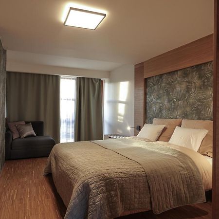 Par Pokoju Microhotel Злин Экстерьер фото
