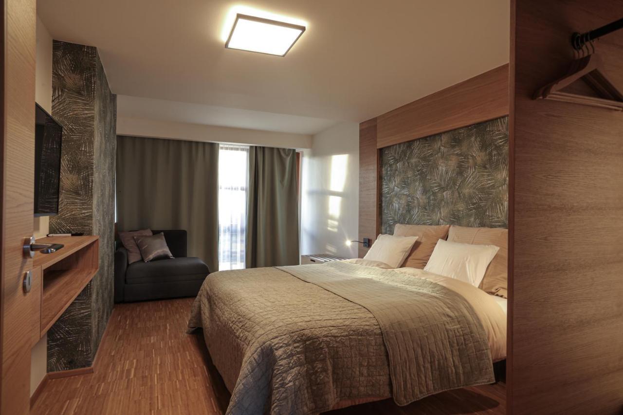 Par Pokoju Microhotel Злин Экстерьер фото
